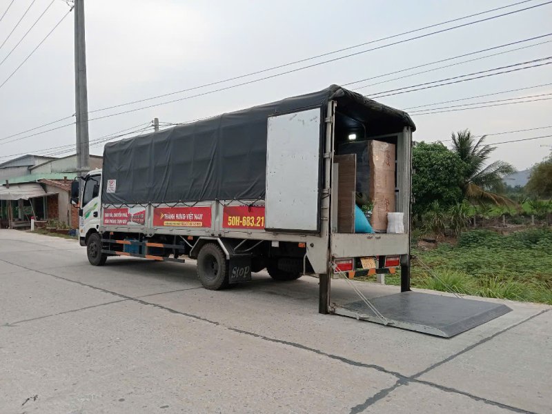 xe-tai-thanh-hung-chuyen-nha-di-tinh