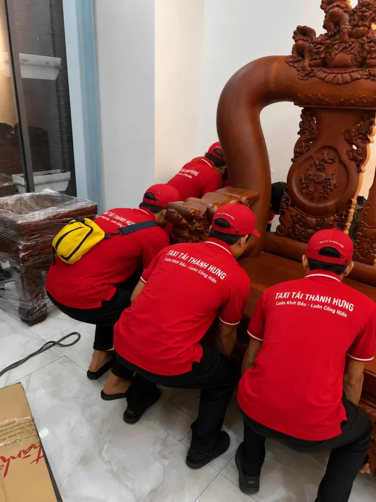 Đóng gói đồ đạc chuyển nhà